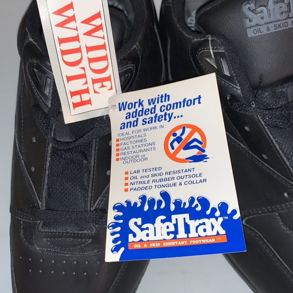Safe Trax black work shoes size 11 NWT - Picture 7 of 8